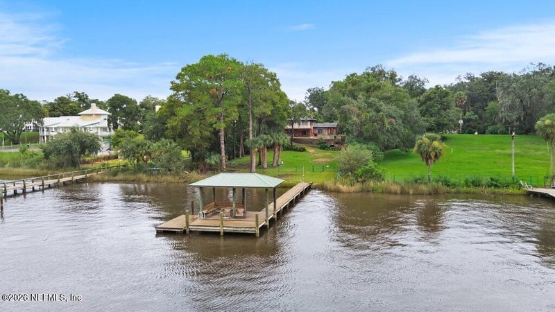 424 Orange Bluff Ave, Jacksonville, FL 32211