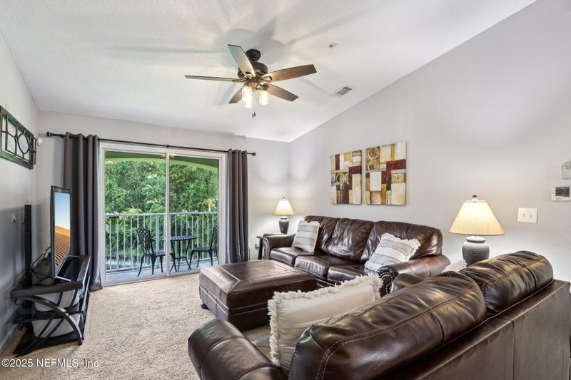 4241 Migration Dr #6-6, Jacksonville, FL 32257
