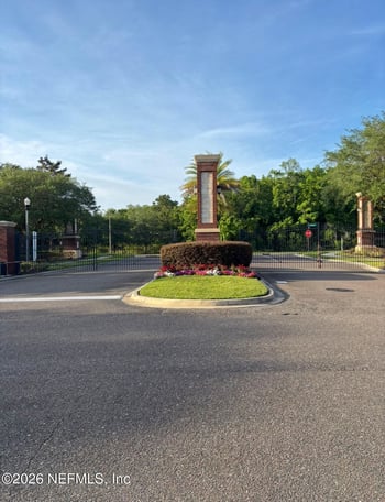 4242 Studio Park Ave, Jacksonville, FL 32216