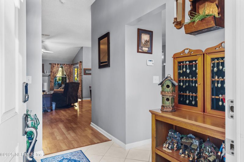 4247 Eagles View Ln, Jacksonville, FL 32277