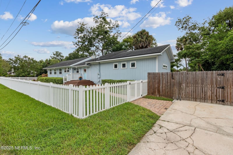 4252 Lexington Ave, Jacksonville, FL 32210