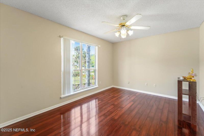 4253 Eagles View Ln, Jacksonville, FL 32277