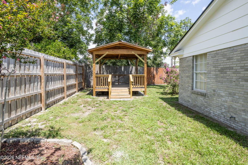 4254 Confederate Point Rd, Jacksonville, FL 32210