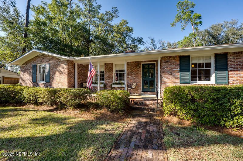 4256 Fairway Dr, Jacksonville, FL 32210