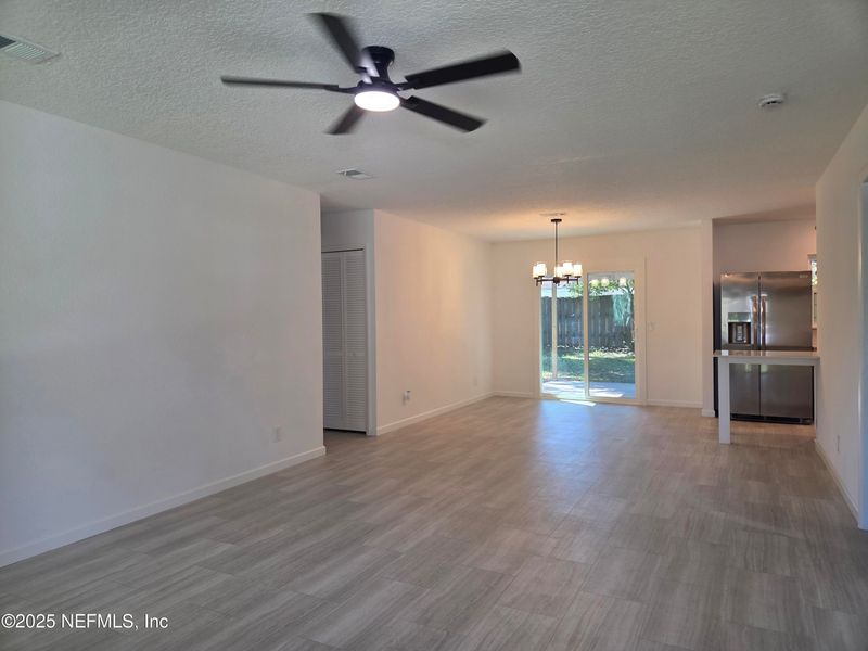 4266 Sabine Dr, Jacksonville, FL 32210