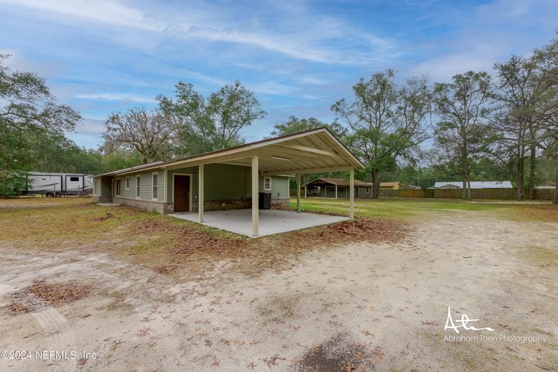 4274 Chokeberry Rd, Middleburg, FL 32068