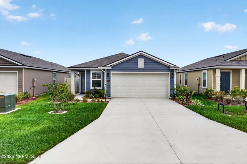 4276 Quaking St, Jacksonville, FL 32218