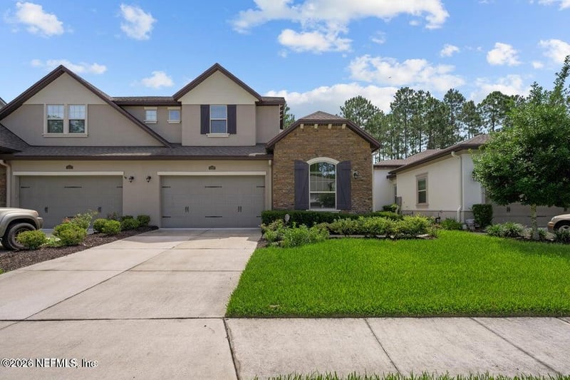 429 Wingstone Dr, Jacksonville, FL 32081