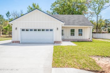 4298 Wolfe Dr, Macclenny, FL 32063