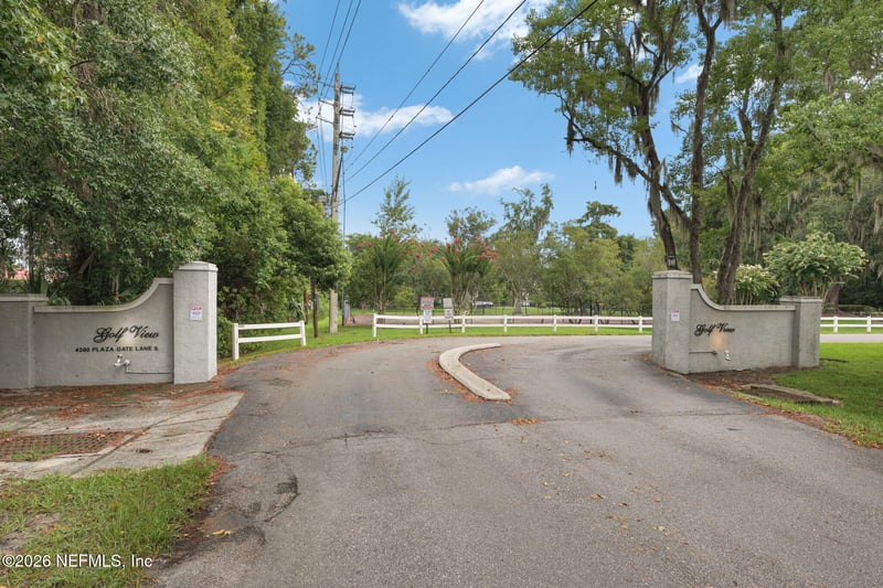 4306 Plaza Gate Ln S #201, Jacksonville, FL 32217