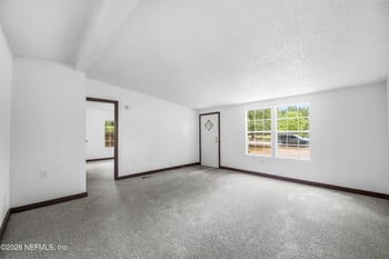 4318 Deerfield Cir, Macclenny, FL 32063