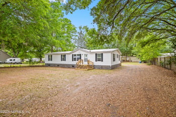 4318 Deerfield Cir, Macclenny, FL 32063