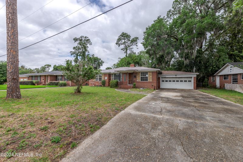 4322 Worth Dr W, Jacksonville, FL 32207