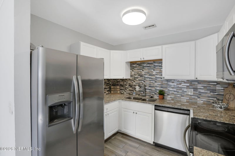 4325 Plaza Gate Ln S #201, Jacksonville, FL 32217