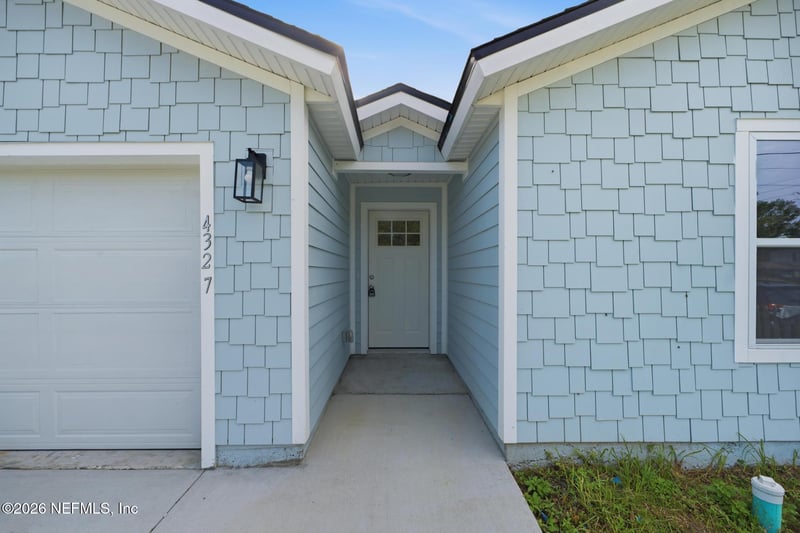 4327 Bessie Cir E, Jacksonville, FL 32209