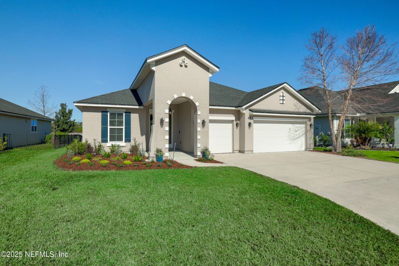 433 Hutchinson Ln, St Augustine, FL 32095
