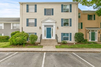 4330 Plaza Gate Ln #102, Jacksonville, FL 32217