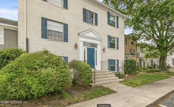 4330 Plaza Gate Ln S #102, Jacksonville, FL 32217