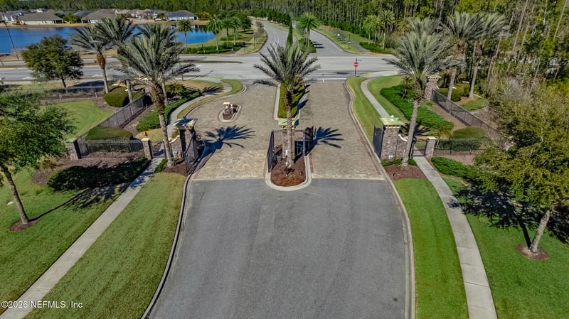 435 Wingstone Dr, Jacksonville, FL 32081