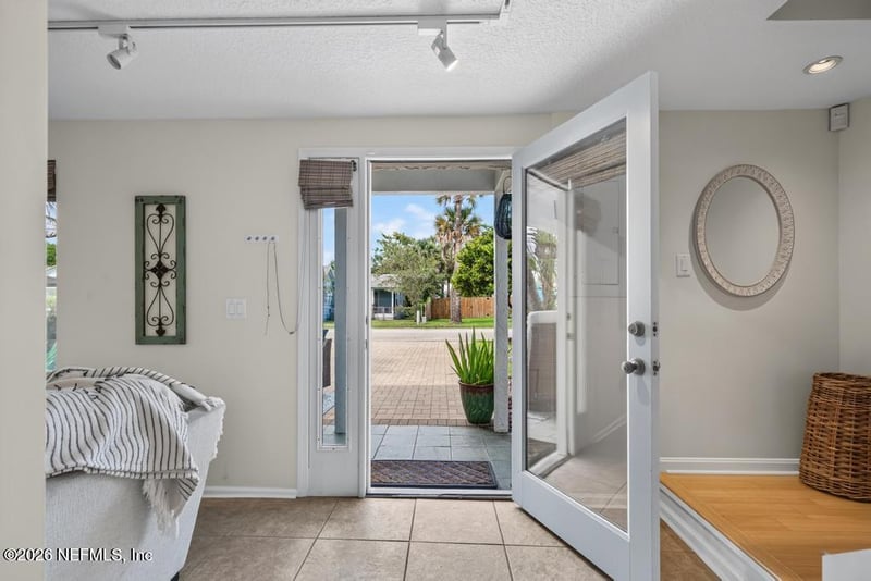 436 9th Ave S, Jacksonville Beach, FL 32250