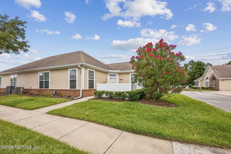 4369 Edgewater Crossing Dr #11-2, Jacksonville, FL 32257