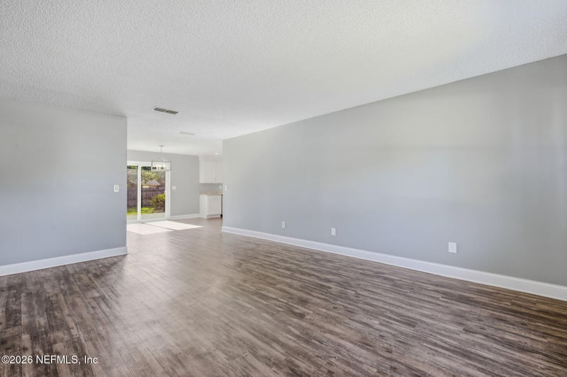437 Hawaiian Ter, Jacksonville, FL 32216