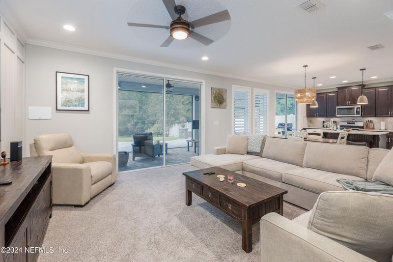 44 Calumet Dr, St Johns, FL 32259