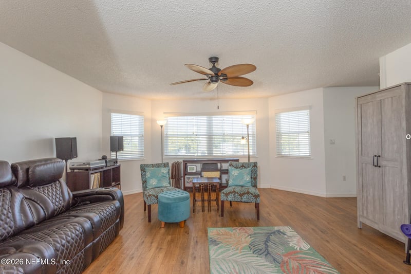 44 Flagler Dr, Palm Coast, FL 32137