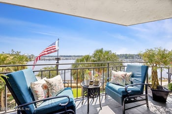 4401 Lakeside Dr #303, Jacksonville, FL 32210