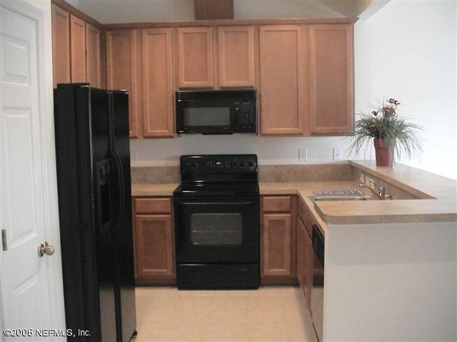 441 Sunstone Ct, Orange Park, FL 32065