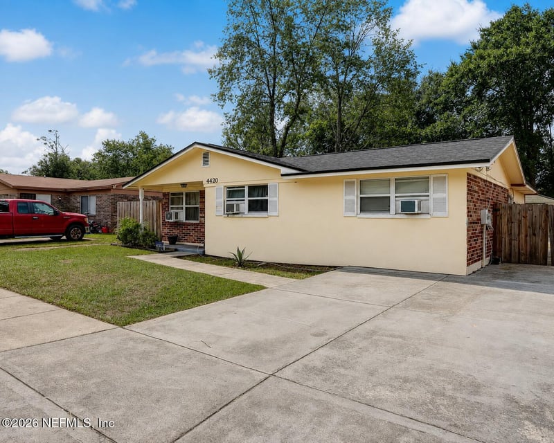 4420 Spottswood Rd N, Jacksonville, FL 32208