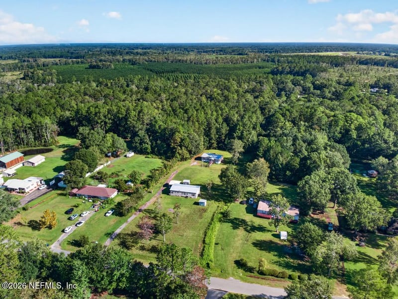 44326 Woodland Cir, Callahan, FL 32011