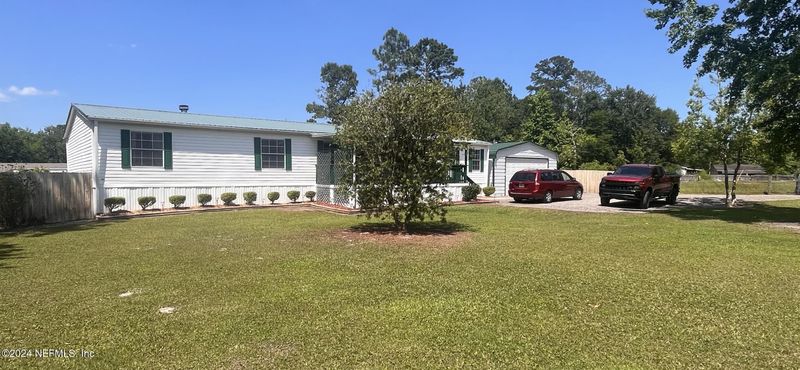 44380 Pinebreeze Cir, Callahan, FL 32011