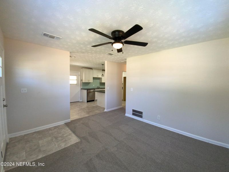 4454 Rainer Rd, Jacksonville, FL 32210