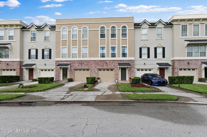 4456 Congressional Dr, Jacksonville, FL 32246