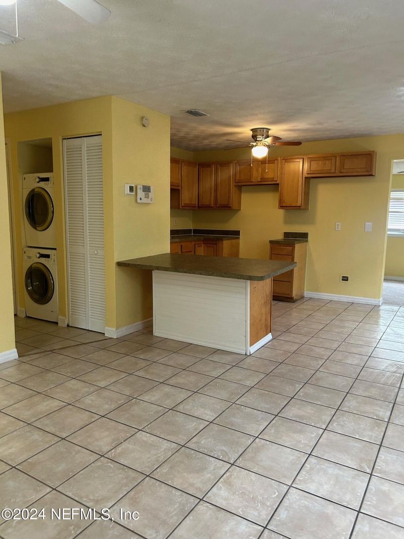 4456 Melvin Cir E, Jacksonville, FL 32210