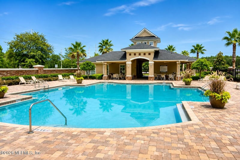 4460 Congressional Dr, Jacksonville, FL 32246