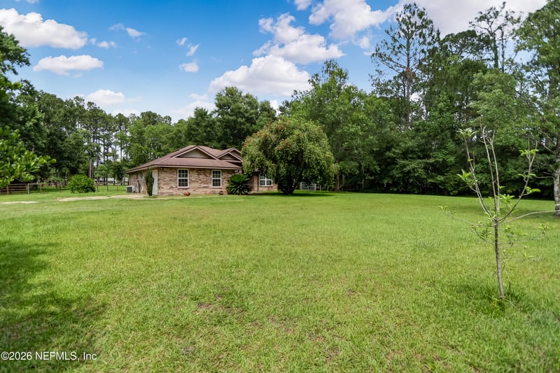 44629 Woodland Cir, Callahan, FL 32011