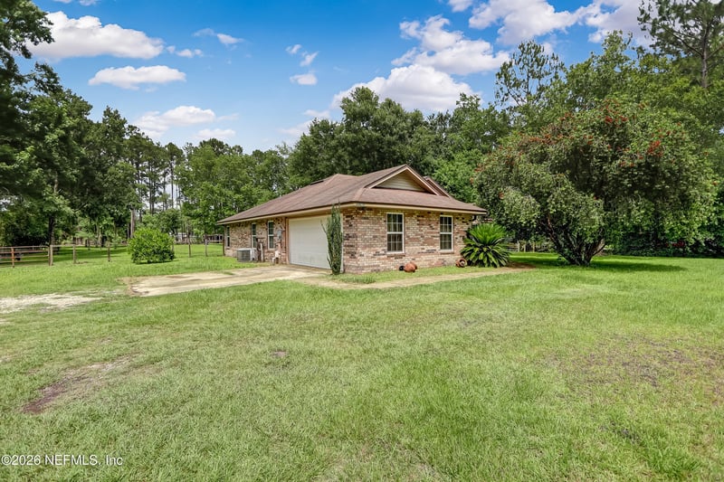 44629 Woodland Cir, Callahan, FL 32011