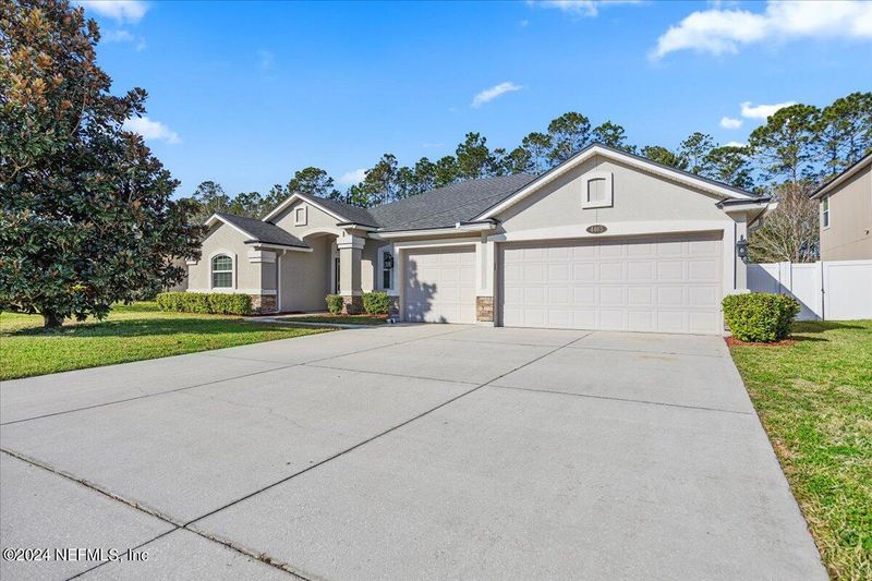 4463 Song Sparrow Dr, Middleburg, FL 32068