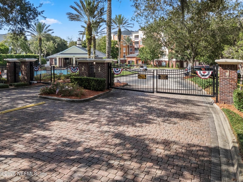 4480 Deerwood Lake Pw #238, Jacksonville, FL 32216