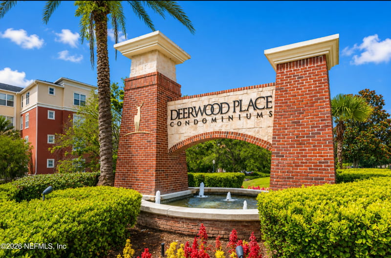 4480 Deerwood Lake Pw #352, Jacksonville, FL 32216