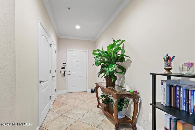 4480 Deerwood Lake Pw #532, Jacksonville, FL 32216