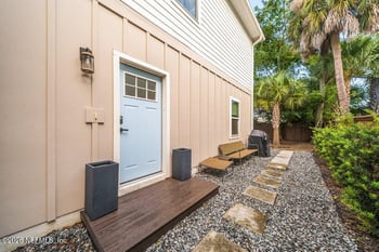 45 Donner Rd #C, Atlantic Beach, FL 32233