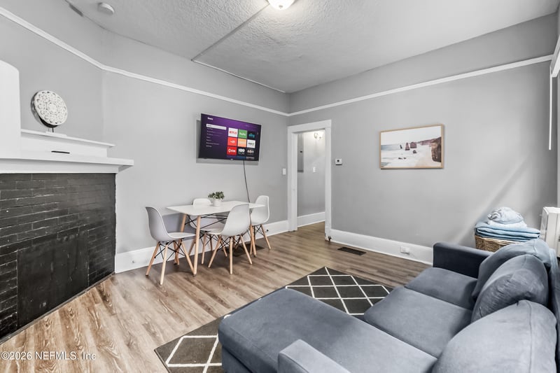 45 W 10th St, Jacksonville, FL 32206