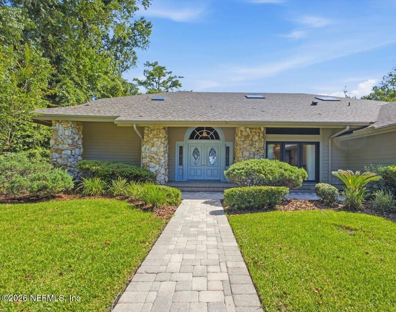 4501 Ortega Farms Cir, Jacksonville, FL 32210