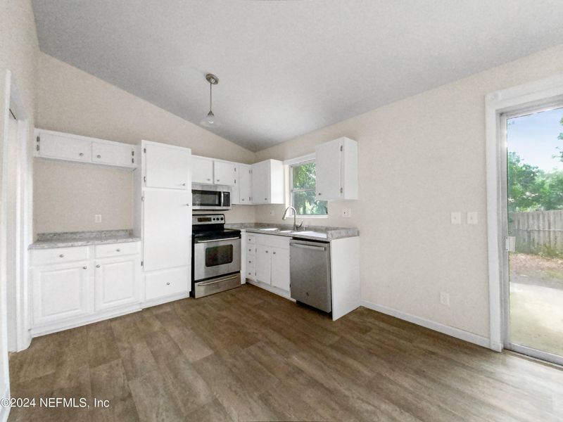 4503 Morris Rd, Jacksonville, FL 32225