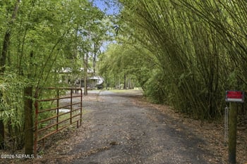 45059 Taylor Rd, Callahan, FL 32011