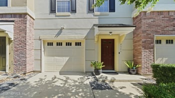 4506 Capital Dome Dr, Jacksonville, FL 32246