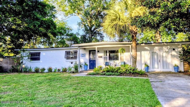 451 Sargo Rd, Atlantic Beach, FL 32233